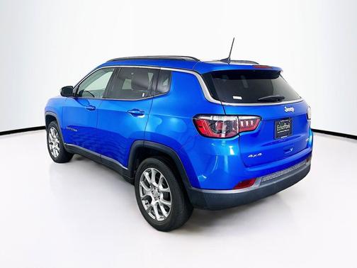 Laser Blue Pearlcoat 2022 Jeep Compass Latitude Lux