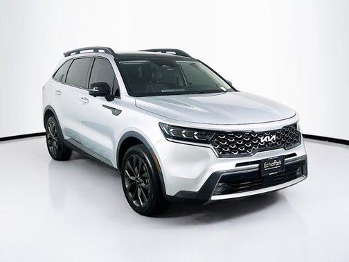 Sparkling Silver 2022 Kia Sorento SX