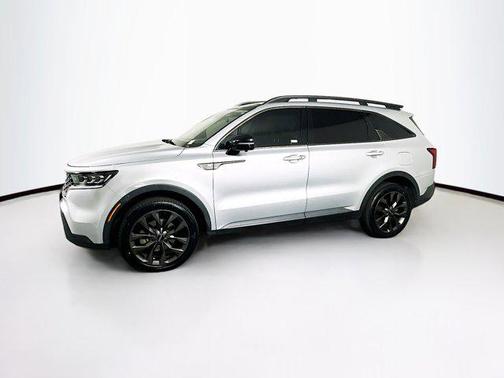 Sparkling Silver 2022 Kia Sorento SX