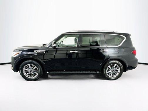 2022 INFINITI QX80 Luxe