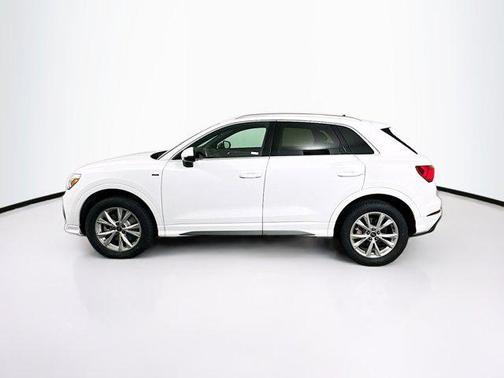 2024 Audi Q3 Premium 45 TFSI S line quattro Tiptronic