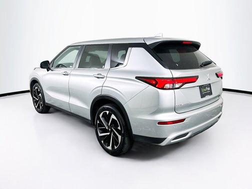 2024 Mitsubishi Outlander SE 2.5 2WD