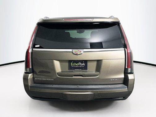 2015 Cadillac Escalade Luxury