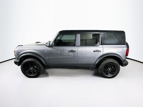 Carbonized Gray Metallic 2024 Ford Bronco Black Diamond