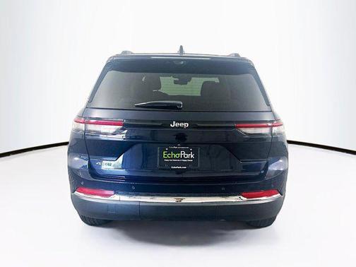 2022 Jeep Grand Cherokee 4xe Base