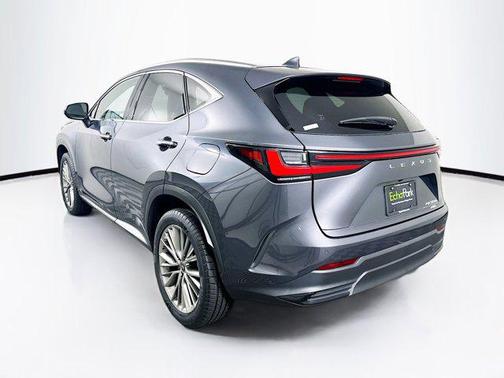 2022 Lexus NX 350h Luxury