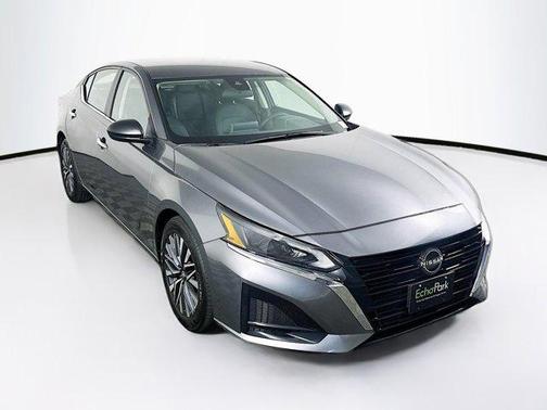Gun Metallic 2024 Nissan Altima 2.5 SV