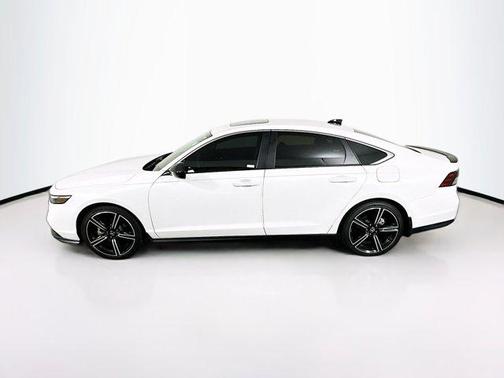 Still Night Pearl 2024 Honda Accord Hybrid Sport