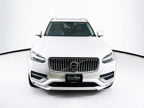 2023 Volvo XC90 B5 Plus