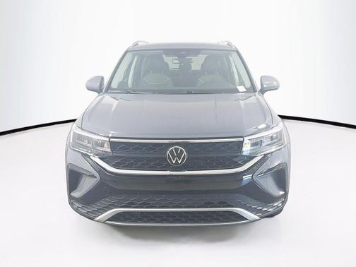 Gray 2023 Volkswagen Taos 1.5T SE