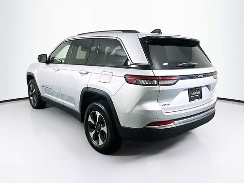 Silver Zynith 2023 Jeep Grand Cherokee 4xe Base