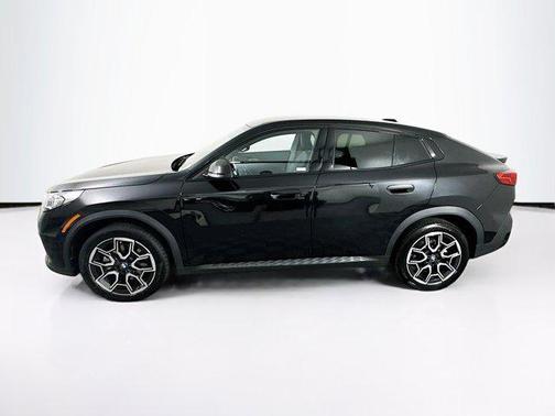 2025 BMW X2 xDrive28i
