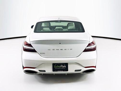 2024 Genesis G70 2.5T RWD