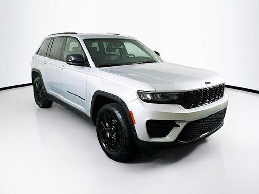 2024 Jeep Grand Cherokee Altitude