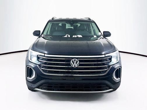 2025 Volkswagen Atlas 2.0T SE w/Technology 4MOTION