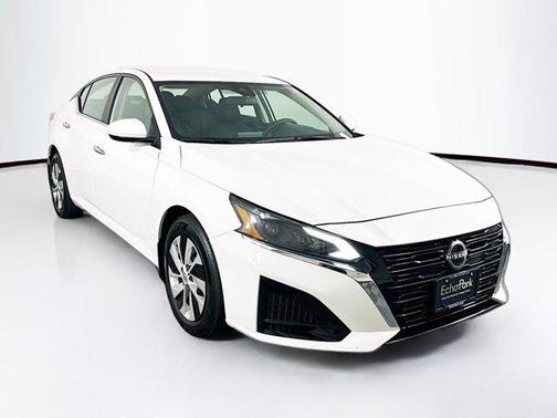 2023 Nissan Altima S FWD