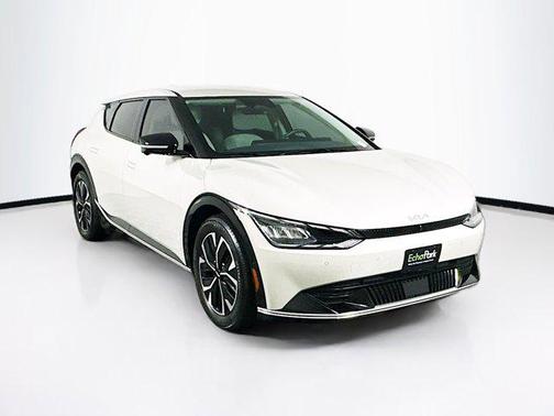 Glacier 2023 Kia EV6 Wind