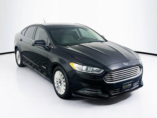 2015 Ford Fusion Hybrid S