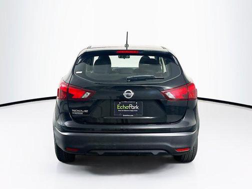 2018 Nissan Rogue Sport S