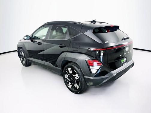 Abyss Black Pearl 2025 Hyundai KONA SEL