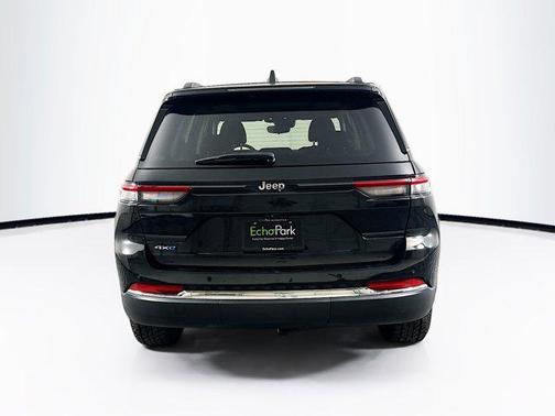 2022 Jeep Grand Cherokee 4xe Base