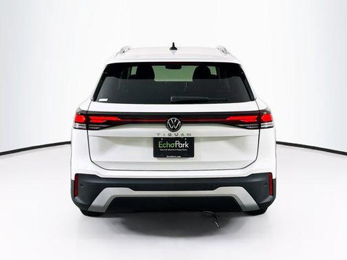 2025 Volkswagen Tiguan 2.0T S