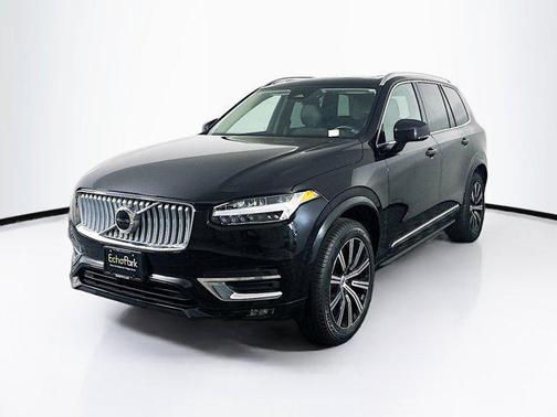 2025 Volvo XC90 B5 Core