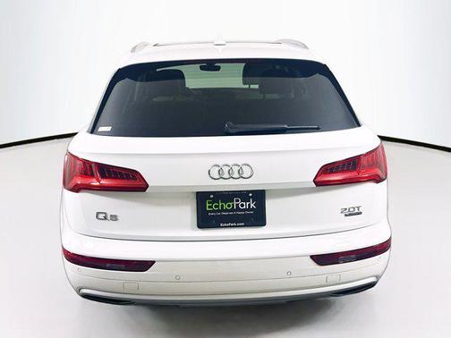 2018 Audi Q5 2.0T Premium Plus