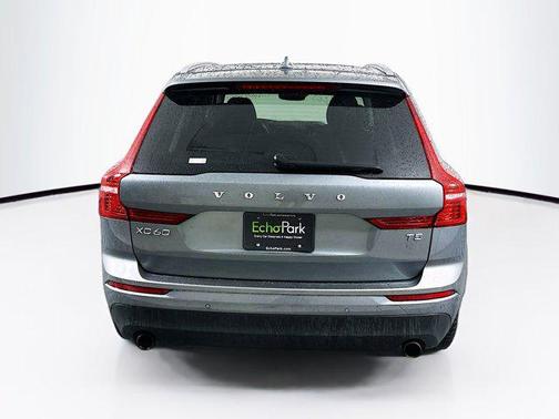 2020 Volvo XC60 T5 Momentum