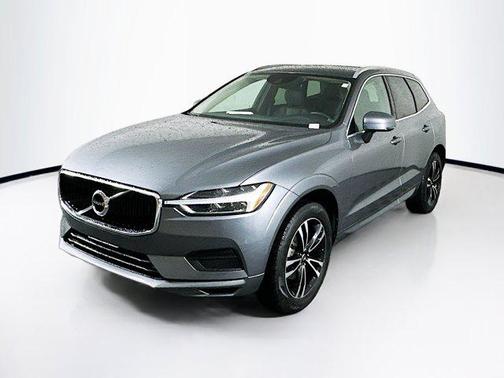 2020 Volvo XC60 T5 Momentum