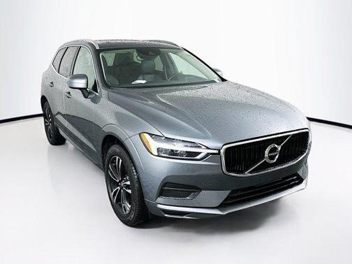 2020 Volvo XC60 T5 Momentum