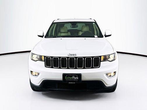 2022 Jeep Grand Cherokee Laredo