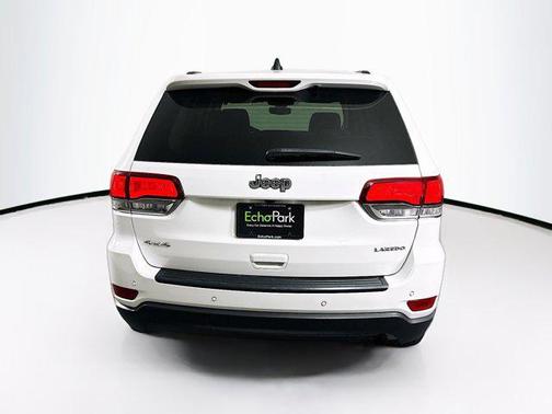 2022 Jeep Grand Cherokee Laredo