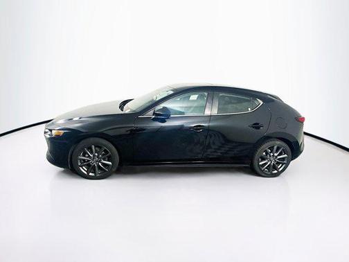 2023 Mazda Mazda3 FWD w/Preferred Package