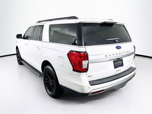 Star White Metallic Tri-Coat 2022 Ford Expedition Max XLT