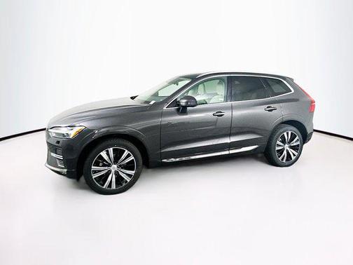 2022 Volvo XC60 B5 Inscription
