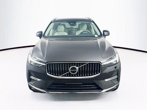 2022 Volvo XC60 B5 Inscription