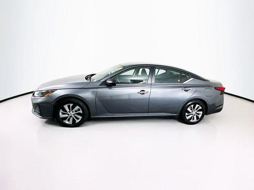 2024 Nissan Altima S FWD
