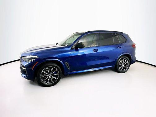 2022 BMW X5 M50i