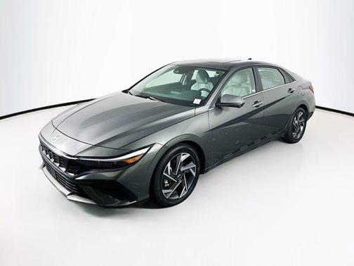 2024 Hyundai ELANTRA Limited