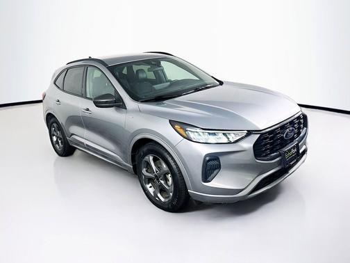 Iconic Silver Metallic 2024 Ford Escape ST-Line