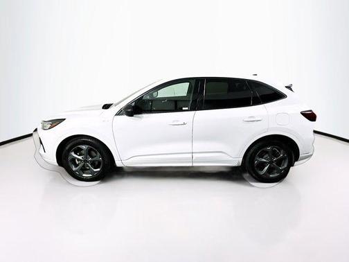 Oxford White 2023 Ford Escape ST-Line