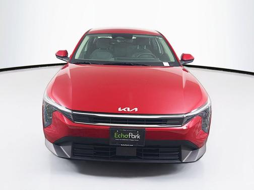 Currant Red 2025 Kia K4 LXS