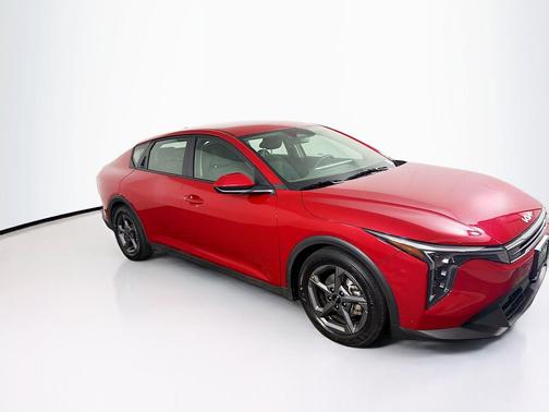 Currant Red 2025 Kia K4 LXS