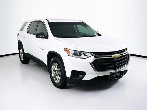 Summit White 2020 Chevrolet Traverse LS