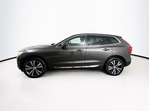 2022 Volvo XC60 B5 Inscription