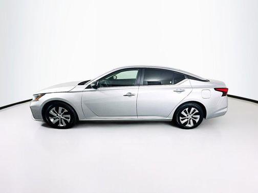 2024 Nissan Altima S FWD