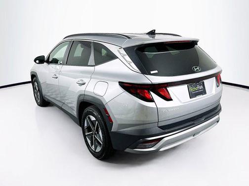 Shimmering Silver 2025 Hyundai TUCSON SEL