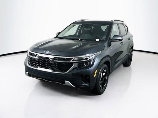 Gravity Gray 2025 Kia Seltos S