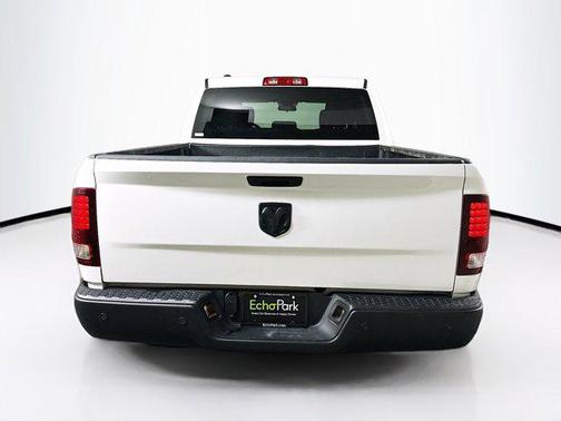 2024 RAM 1500 Classic Warlock Crew Cab 4x2 5'7' Box